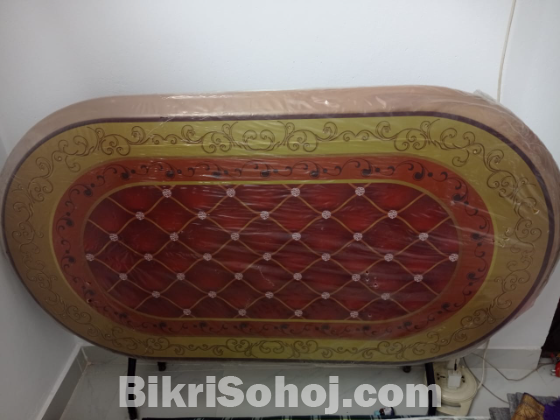 টেবিল ও চেয়ার
